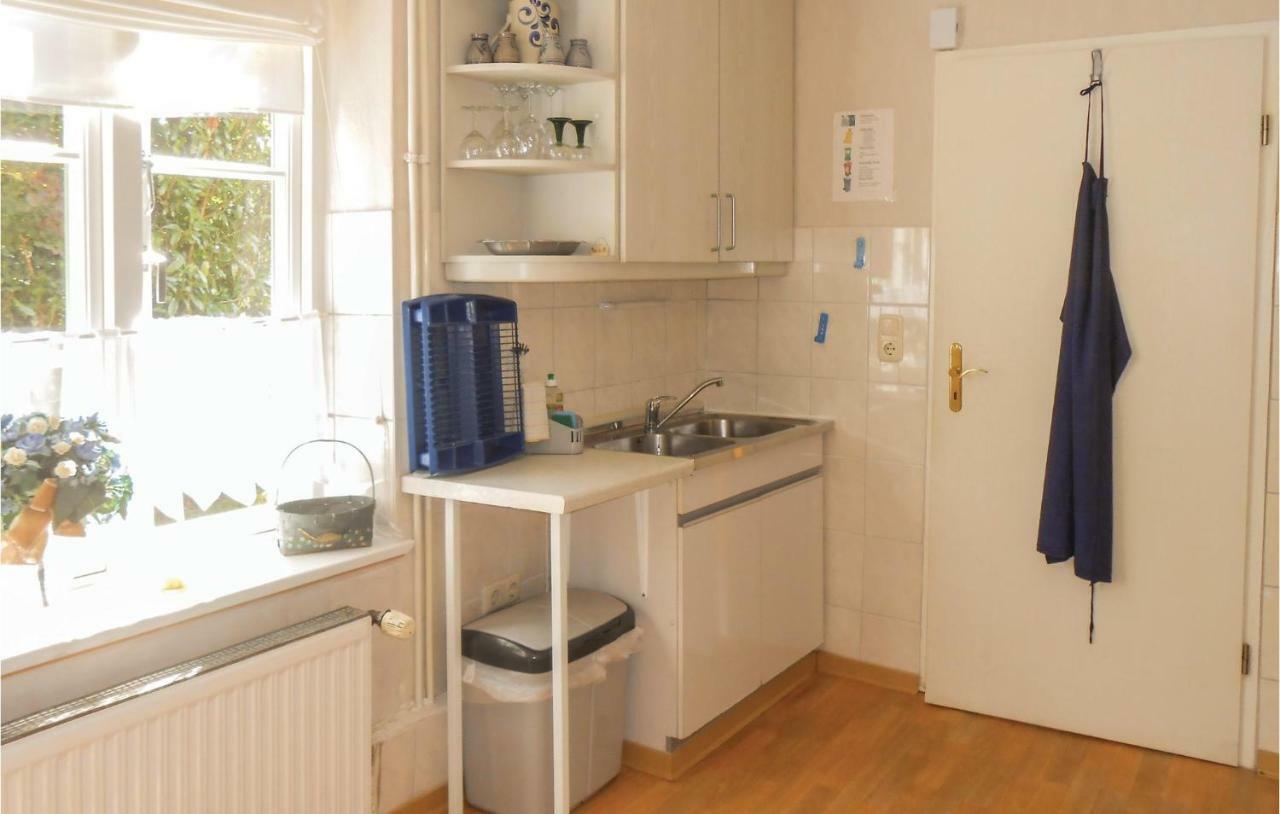 1 Bedroom Nice Apartment In Flueggendorf Klausdorf  Екстер'єр фото